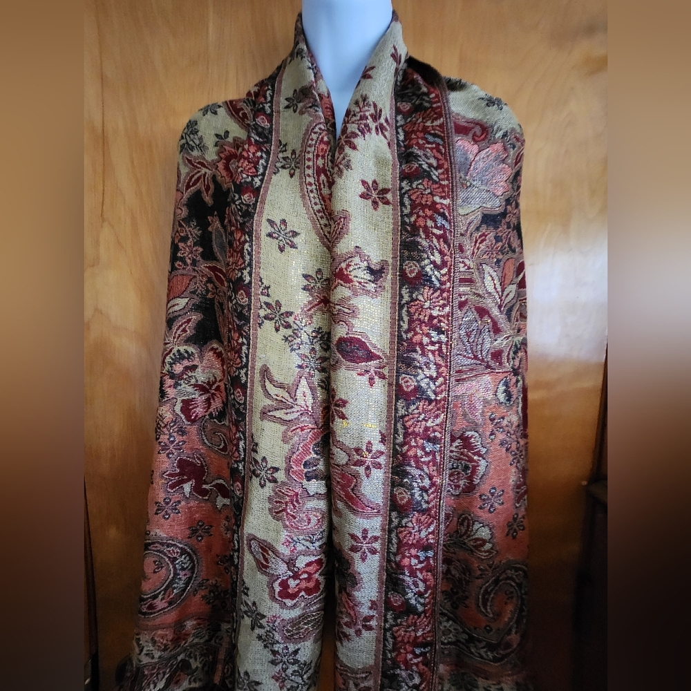 Dahlia Scarf/ Shawl/Wrap Rayon Blend - Picture 3 of 11